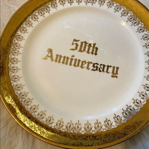 Eastern China 22 karat gold 50th anniversary plate - Picture 1 of 7